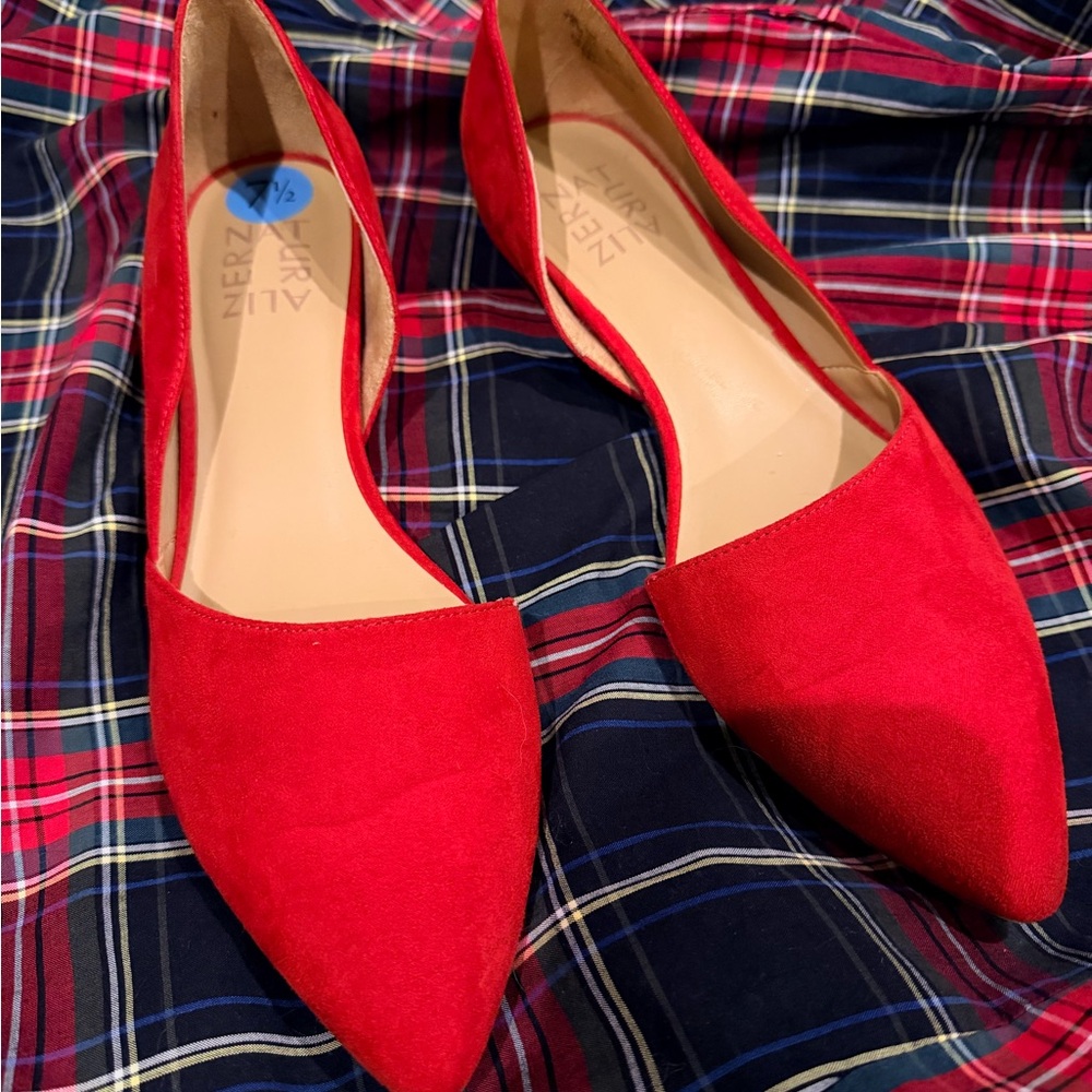 Naturalizer Bright Red Pointed Flats